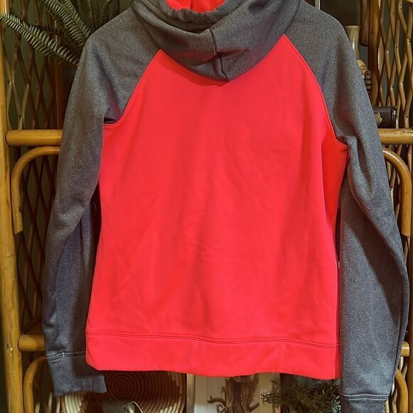 Under Armour medium hoodie - Picture 5 of 5